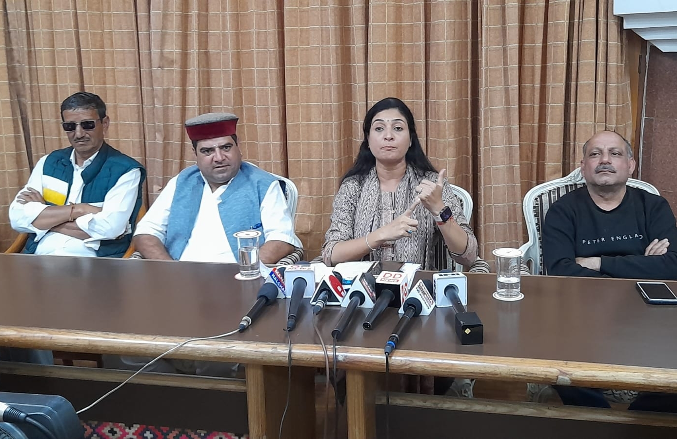 15 साल से कांग्रेस की खामियां ही तलाशते रहे गोविंद ठाकुर: अलका लांबा