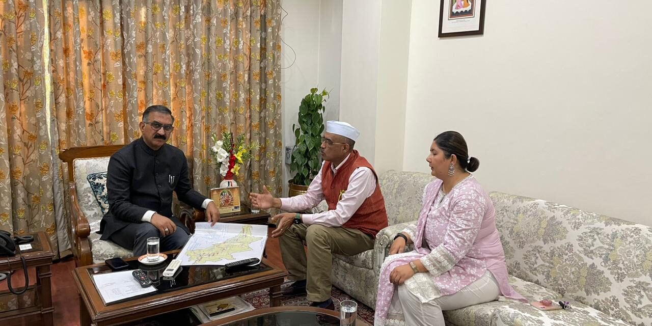 लाहुल स्पीति में गंभीर रूप से बीमार व्यक्तियों को किया जाएगा एयरलिफ्ट, विधायक रवि ठाकुर के आग्रह पर मुख्यमंत्री ने चौपर प्रदान करने को भरी हामी, अधिकारियों को जारी किए निर्देश