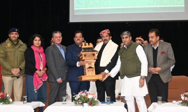 अंतरराष्ट्रीय कुल्लू दशहरा उत्सव का भव्य समापन, मुकेश अग्निहोत्री मुख्यअतिथि के रूप शामिल